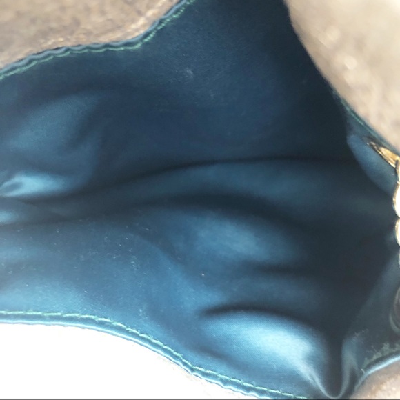 Henri Bendel cross body purse - Picture 5 of 8